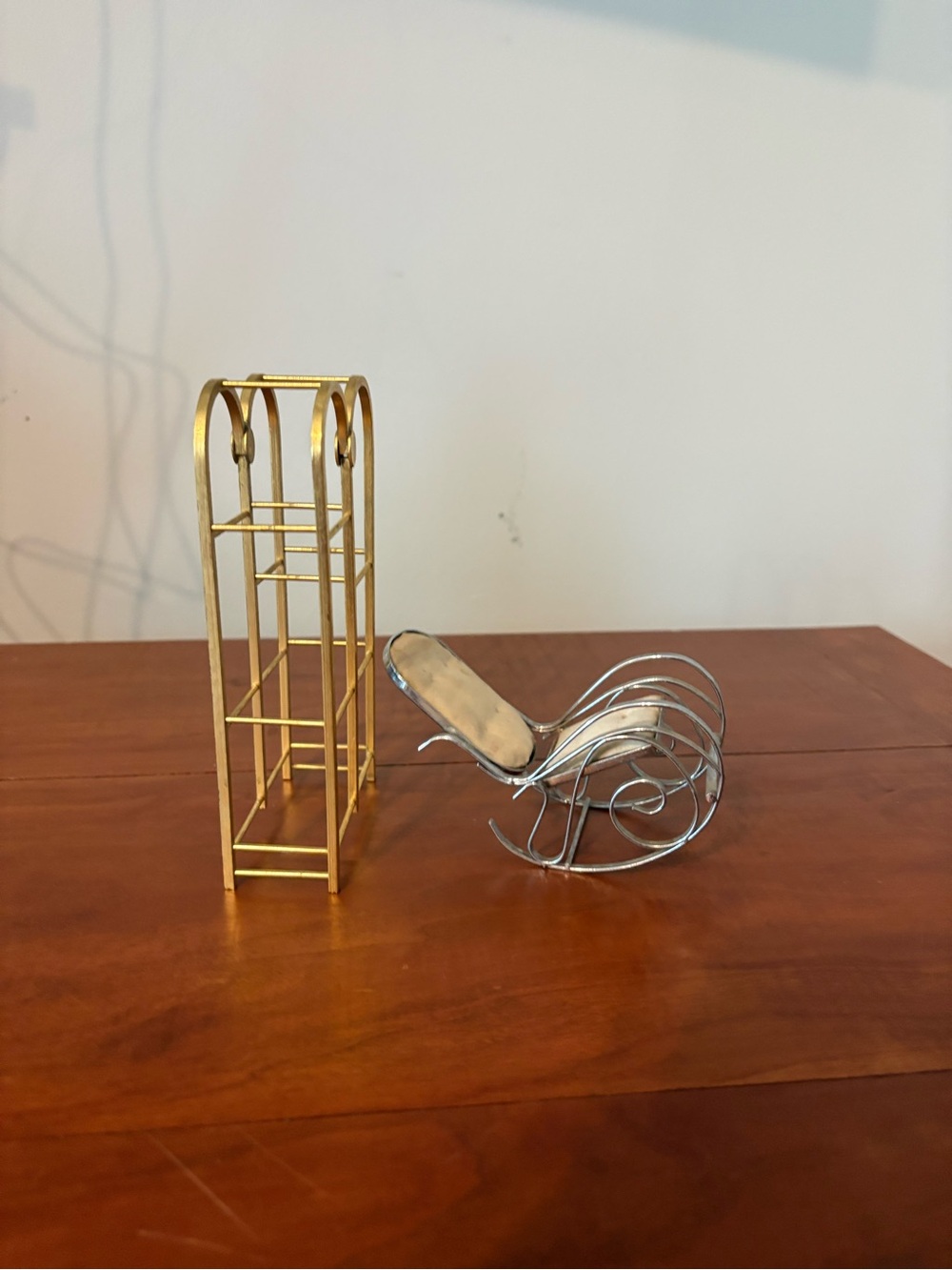 Miniature Metal Rocking Chair & Gold Rack Dollhouse Furniture - Picture 3 of 9